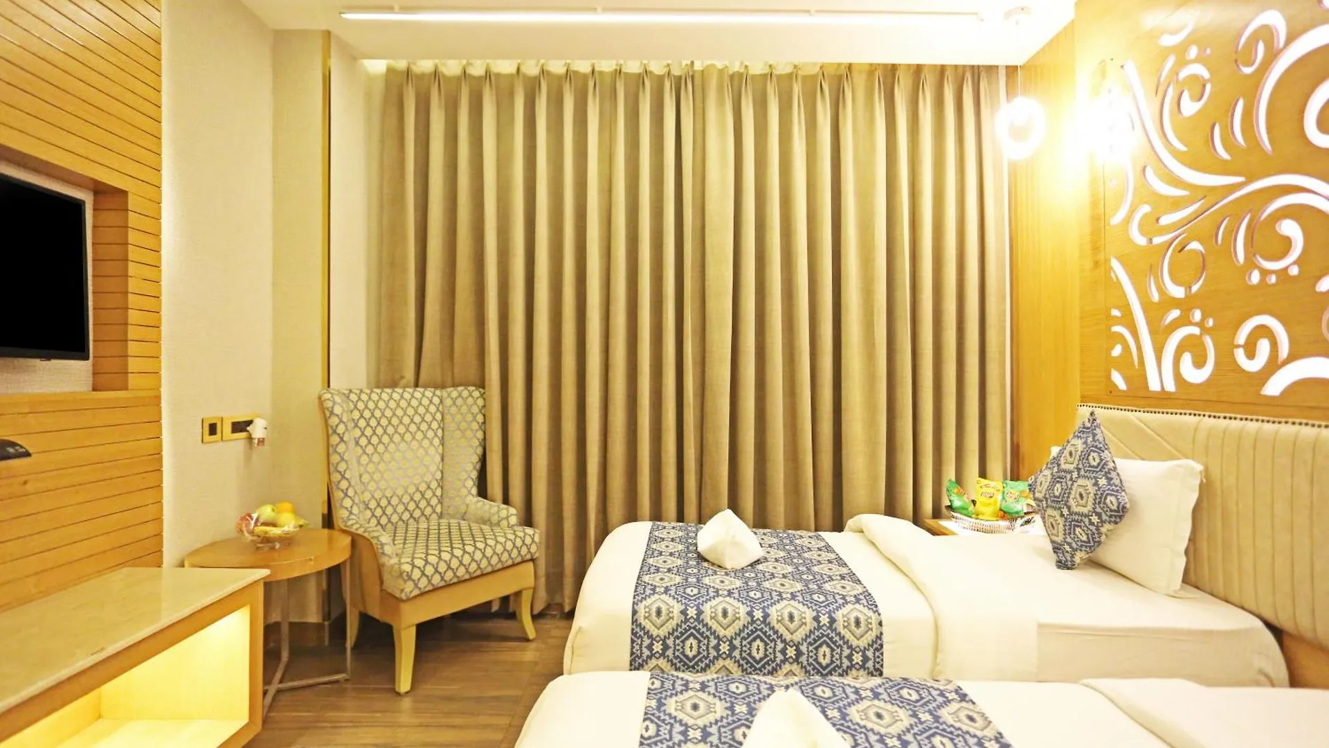 ***  Jrd Luxury-Business Hotel New Delhi India