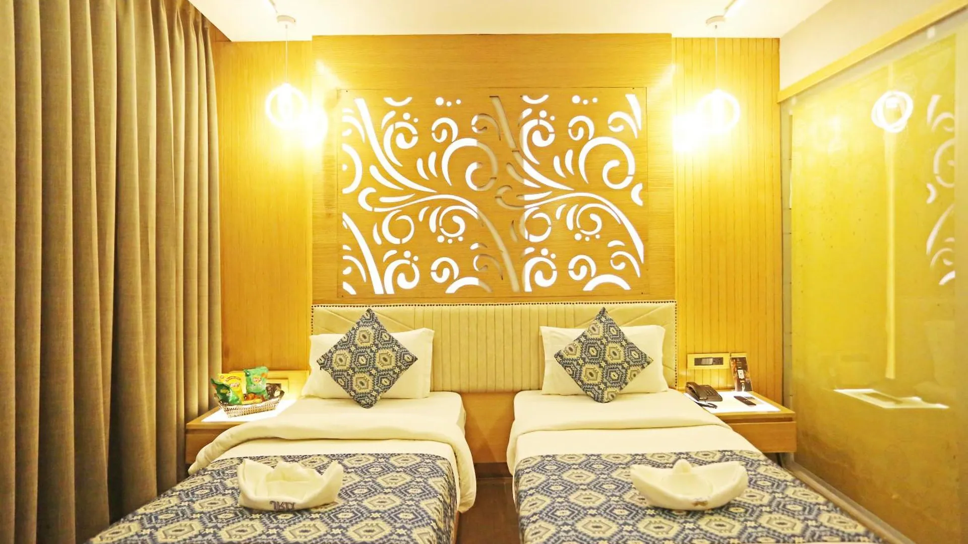 Jrd Luxury-Business Hotel New Delhi