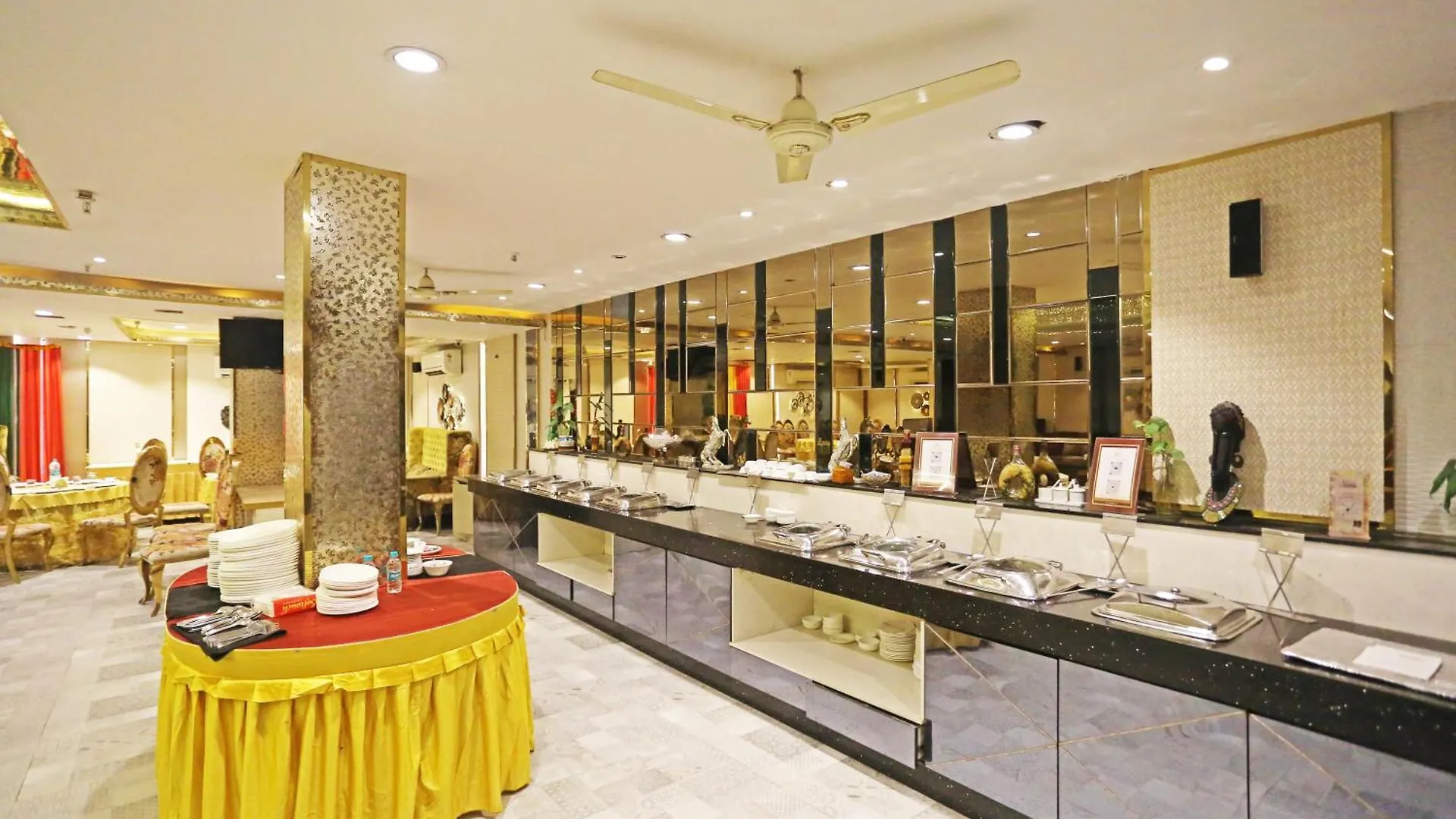 Jrd Luxury-Business Hotel New Delhi India