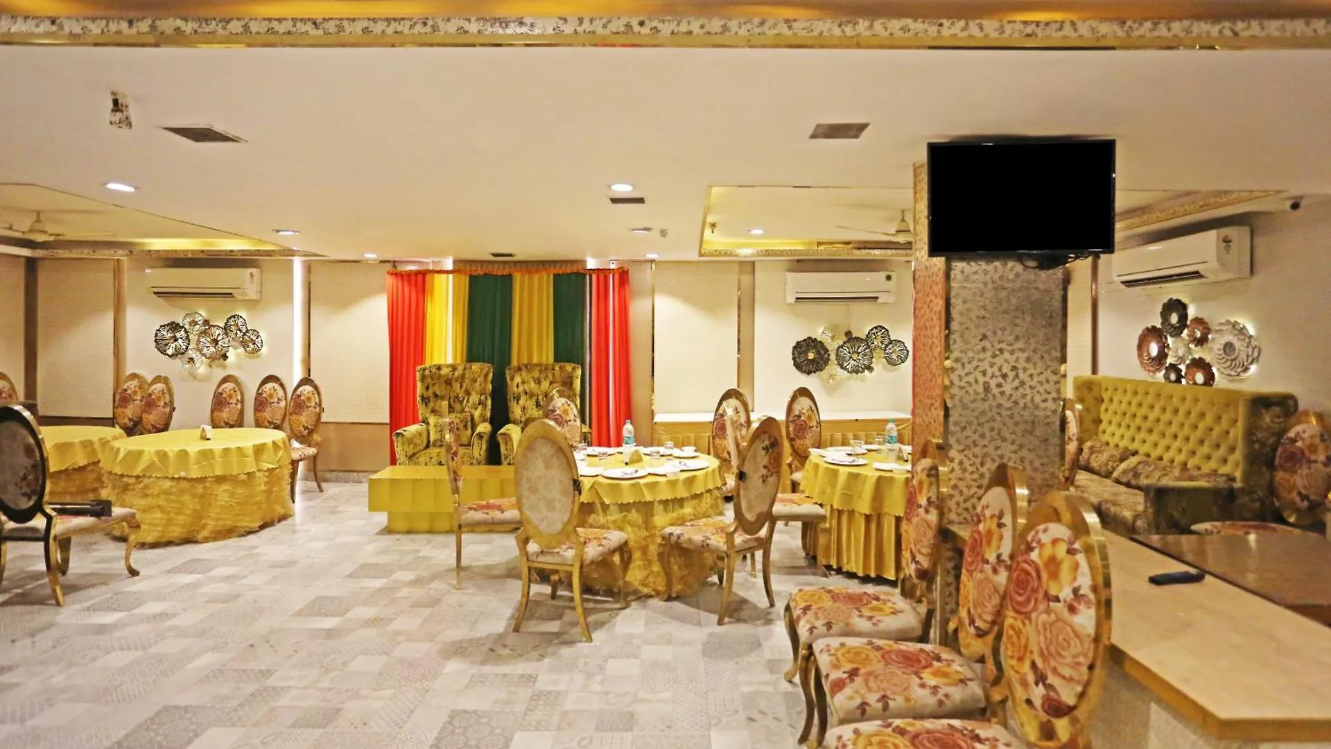 Jrd Luxury-Business Hotel New Delhi